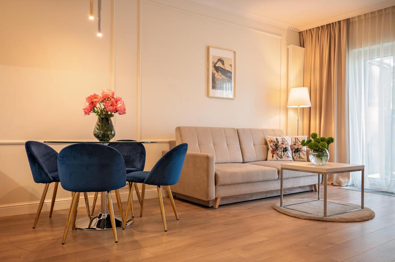 Mennica Residence - Grzybowska 43A Varşova Dış mekan fotoğraf