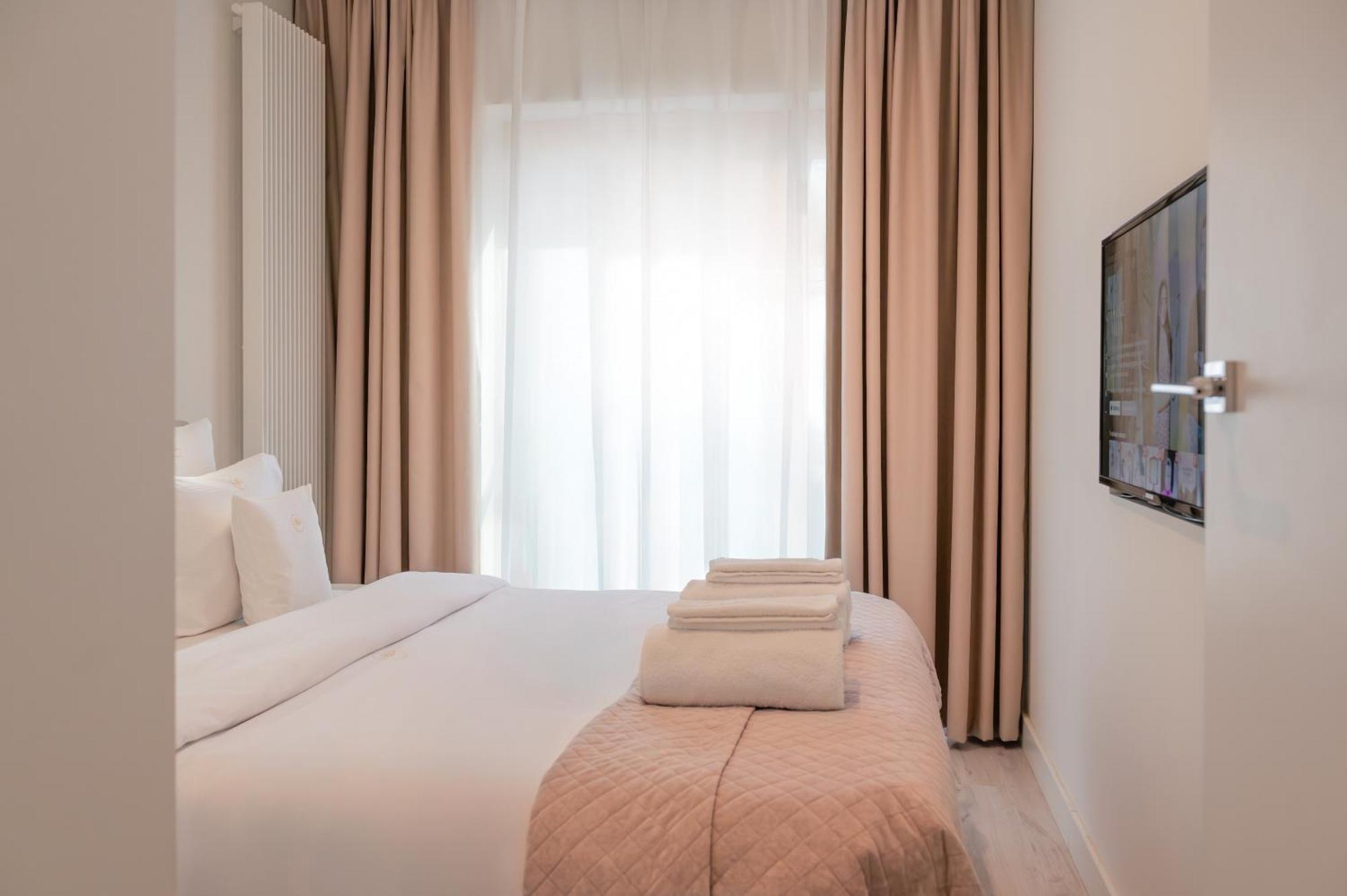 Mennica Residence - Grzybowska 43A Varşova Dış mekan fotoğraf