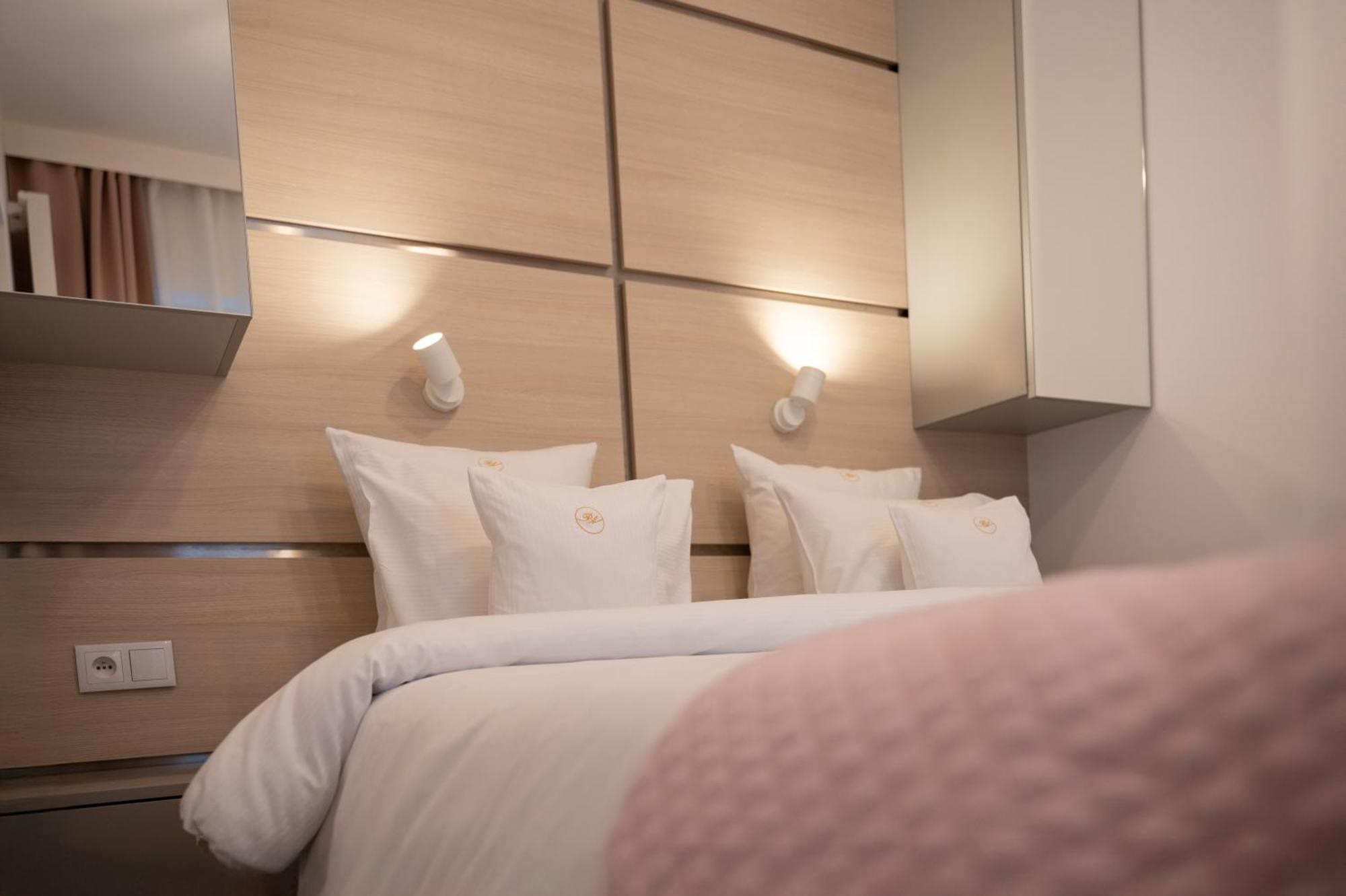 Mennica Residence - Grzybowska 43A Varşova Dış mekan fotoğraf