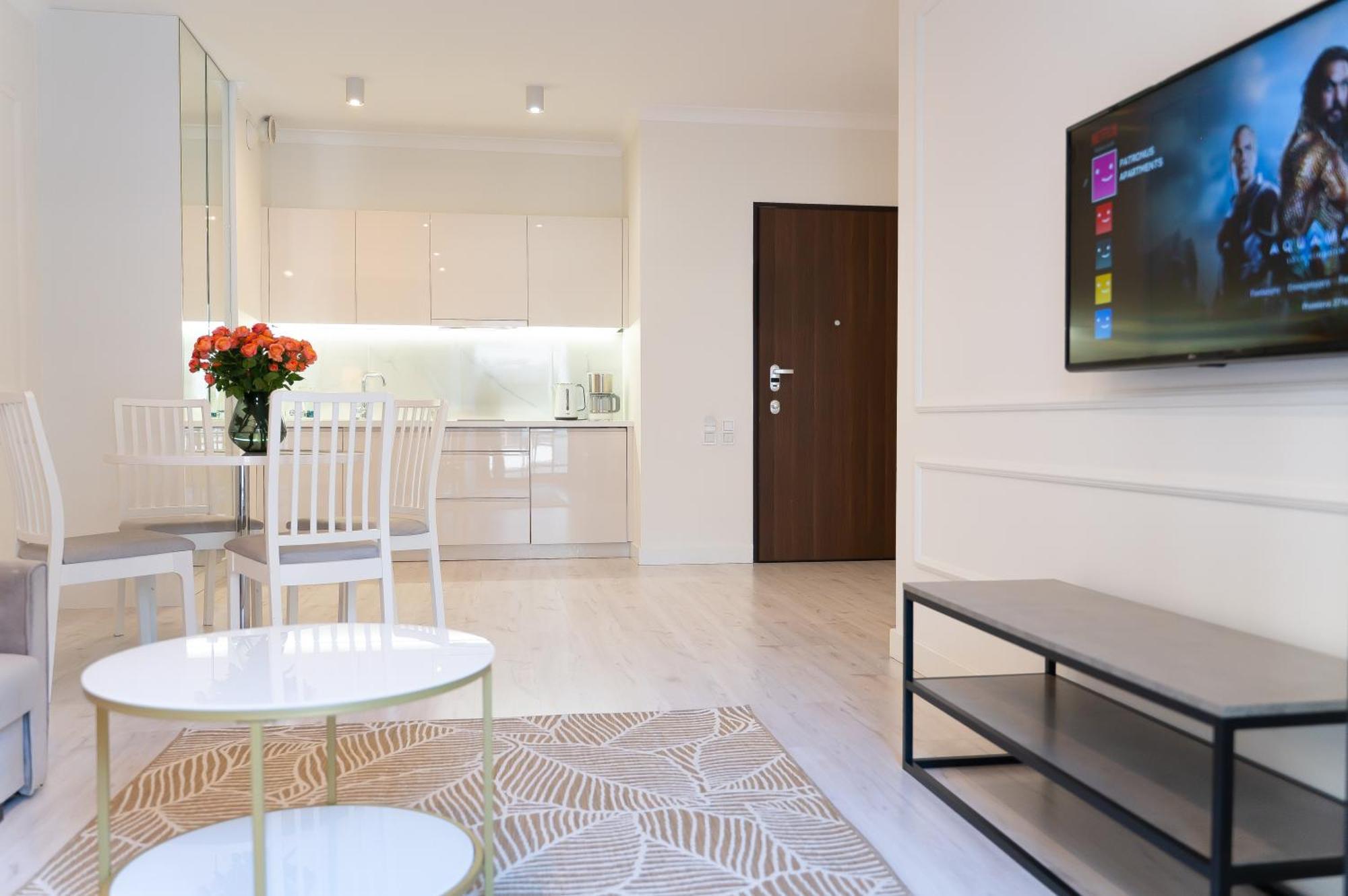 Mennica Residence - Grzybowska 43A Varşova Dış mekan fotoğraf