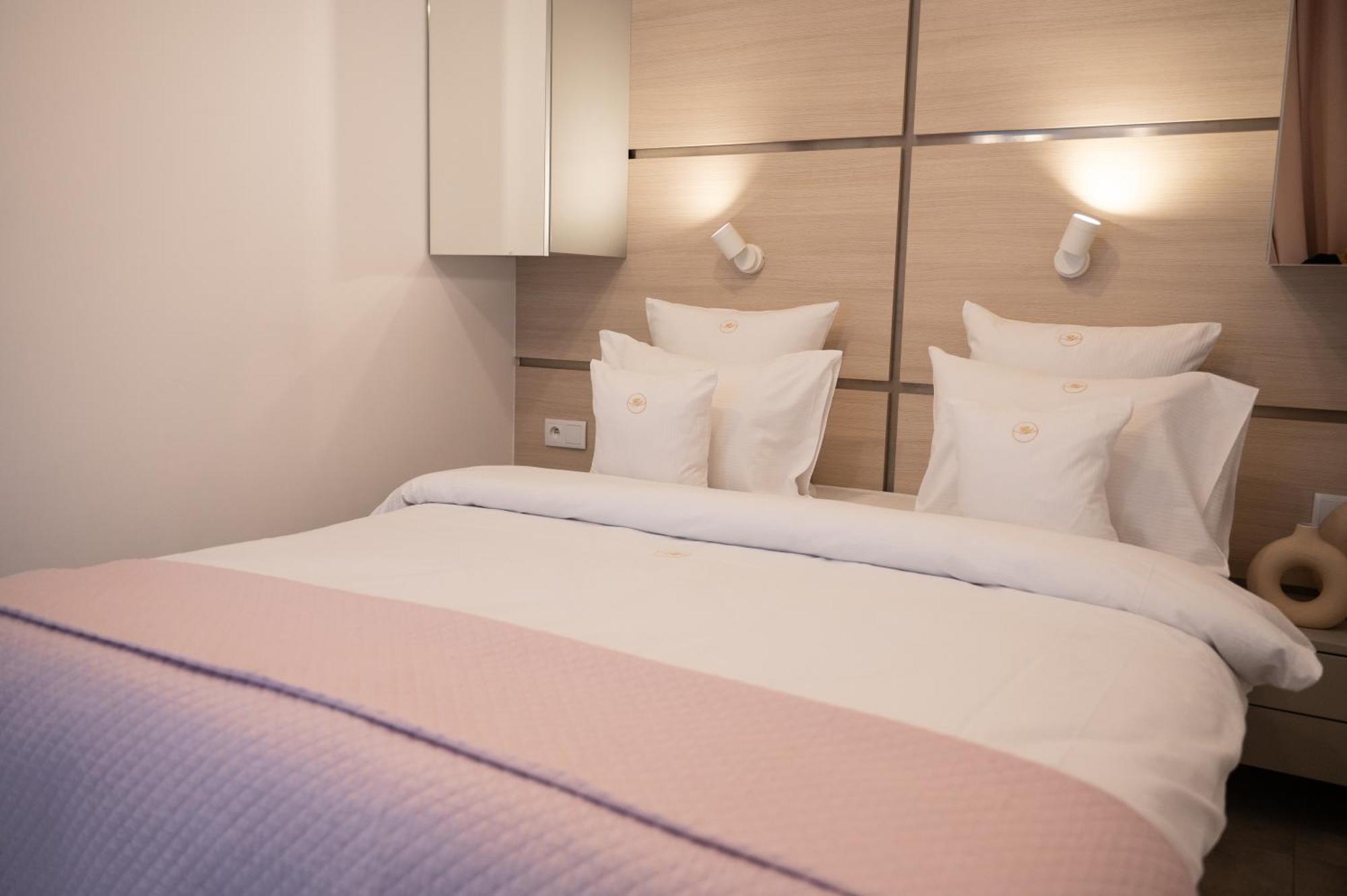 Mennica Residence - Grzybowska 43A Varşova Dış mekan fotoğraf
