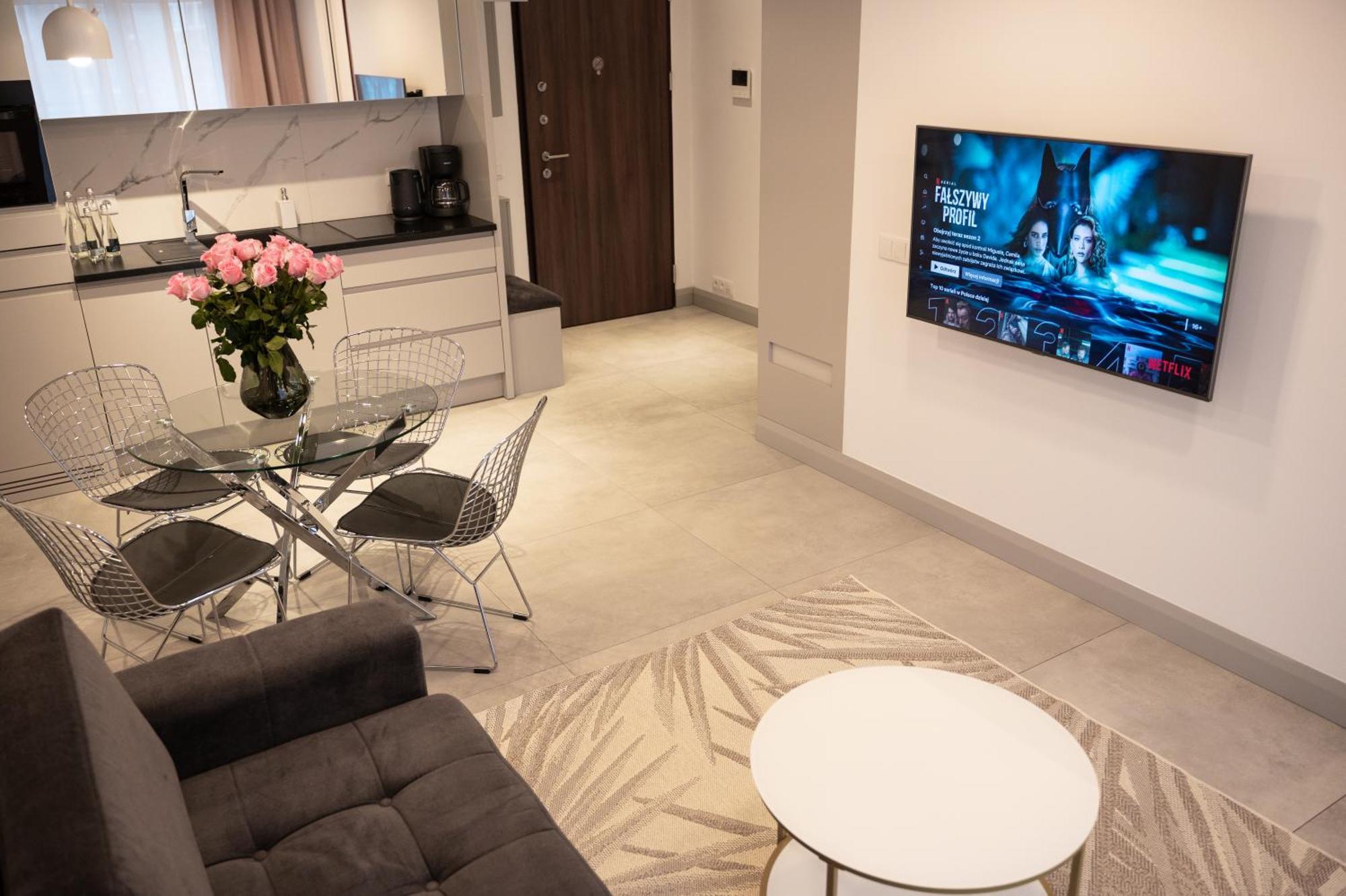 Mennica Residence - Grzybowska 43A Varşova Dış mekan fotoğraf